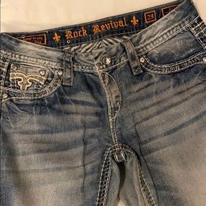 Rock Revival distressed denim capris